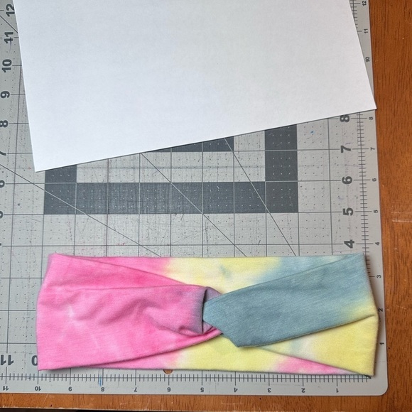 Tie dye headband twist up cycle tee hand made - Picture 4 of 4
